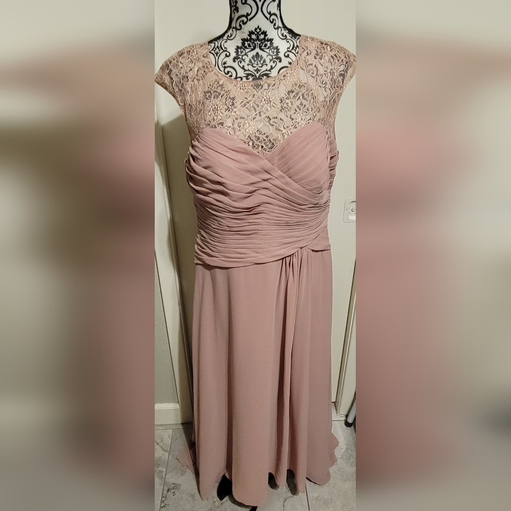 AZAZIE 'Zen' Bridesmaids Dress Dusty Rose 301080 Sz A14 New With‎ Tag